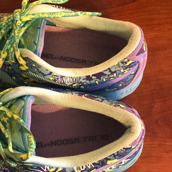 ASICS shoes - Picture 6 of 10